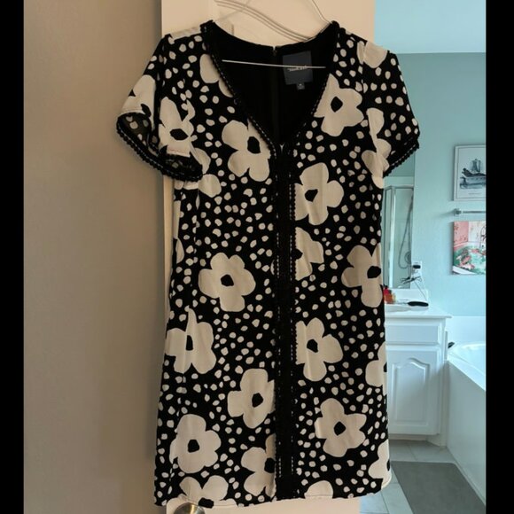 ModCloth print dress, size M - Picture 2 of 6